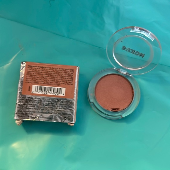 LBUXOM Wanderlust Primer-Infused Blush, SEYCHELLES- chipped - Picture 5 of 6